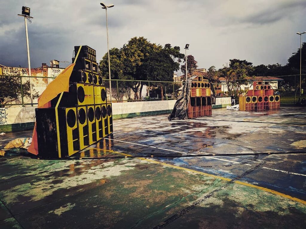 61121060_2192060917498475_1401678404004085760_n